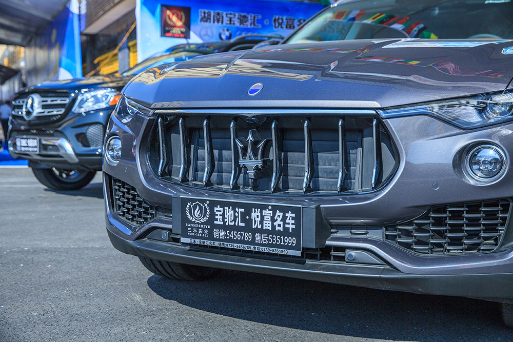 【車展第一天】遇到那個TA，放棄蘋果8......